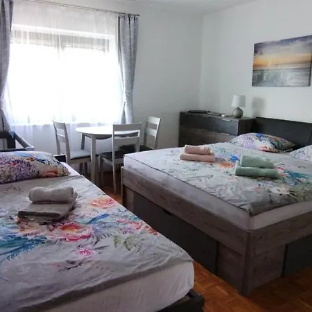 Apartament Zdenka Apartmants *